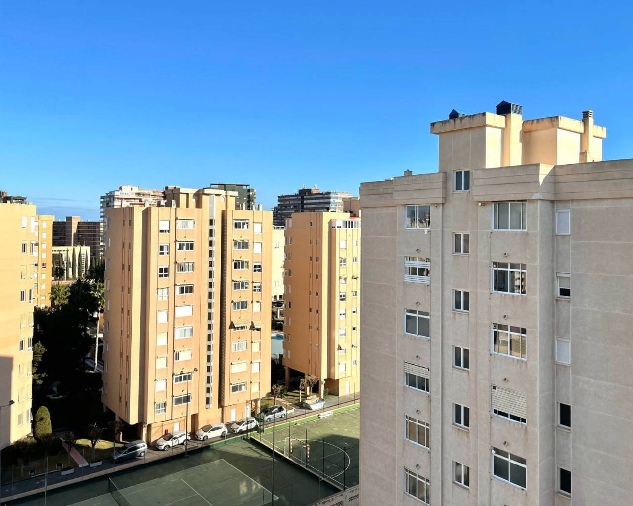 Resale - Apartment - Playa San Juan - Playa San Juan / Alicante