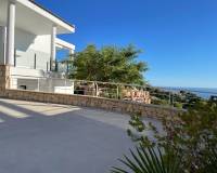 Resale - Villa - Altea