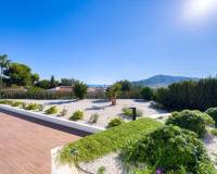 Resale - Villa - Altea