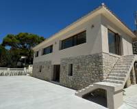 Resale - Villa - Altea