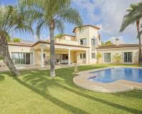 Resale - Villa - Benissa costa