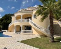 Resale - Villa - Calpe