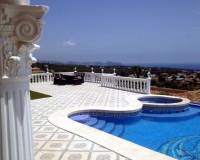 Resale - Villa - Calpe