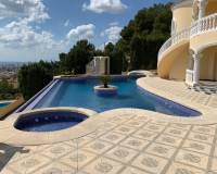 Resale - Villa - Calpe