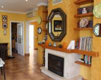 Resale - Villa - Calpe