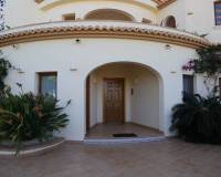 Resale - Villa - Calpe