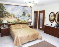 Resale - Villa - Calpe