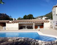 Resale - Villa - Calpe