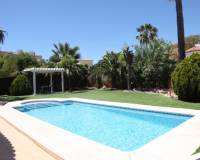 Resale - Villa - Calpe