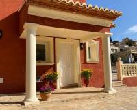 Resale - Villa - Calpe