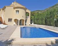 Resale - Villa - Calpe