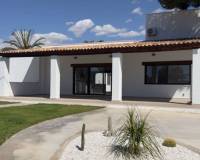 Resale - Villa - Elche