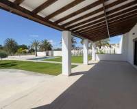 Resale - Villa - Elche