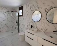 Resale - Villa - Elche