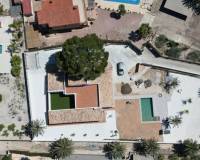 Resale - Villa - Elche
