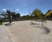 Resale - Villa - Elche