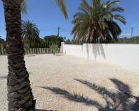 Resale - Villa - Elche