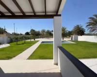 Resale - Villa - Elche