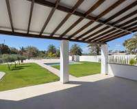 Resale - Villa - Elche