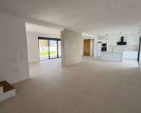 Resale - Villa - Elche