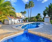 Resale - Villa - Javea