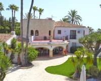 Resale - Villa - Javea