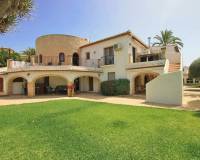 Resale - Villa - Javea