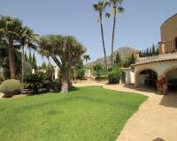 Resale - Villa - Javea