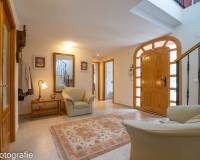 Resale - Villa - Onil - Rural location